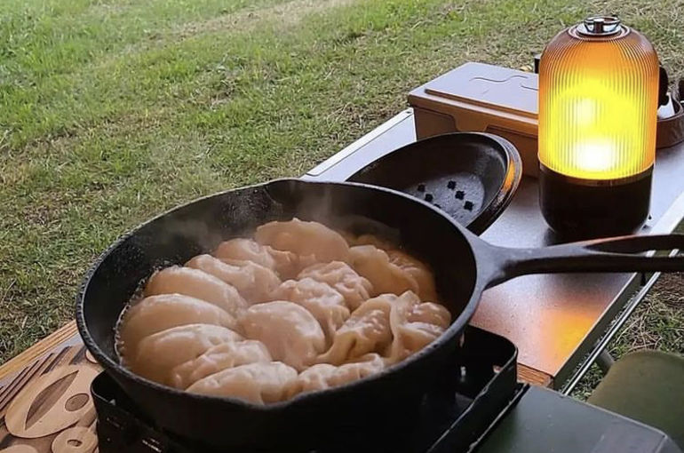 キャンプ餃子